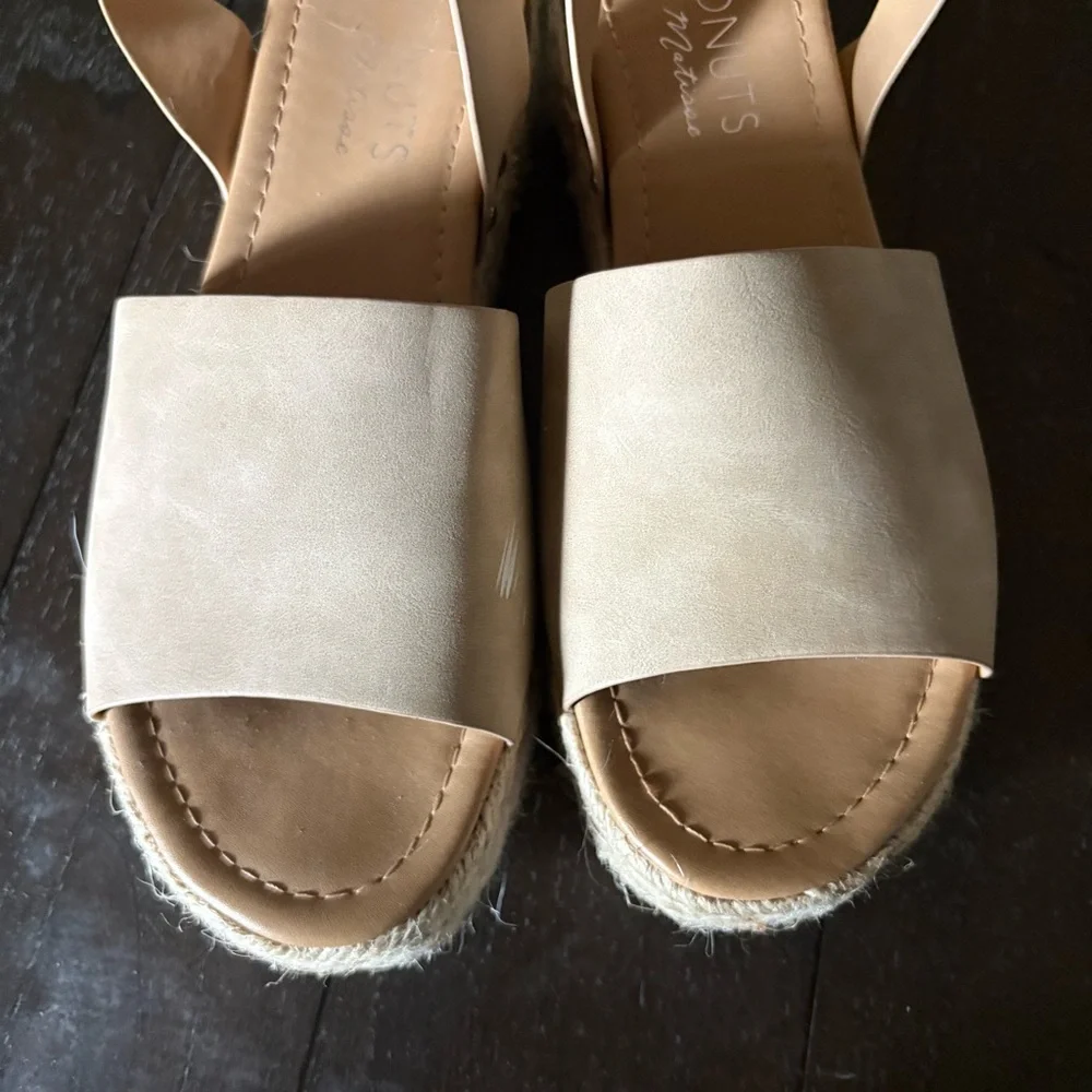 Coconuts by Matisse Open Toe Ankle Strap Espadrille Sandals Neutral Summer 10M‎